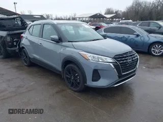 2024 Nissan Kicks SV with VIN 3N1CP5CV5RL552495, listed as a IAAI auction lot 41296032 with 6,905 mi miles. Bid and sale history available at carsss.com. Image 1.