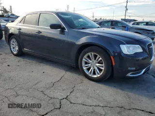 2017 Chrysler 300 Limited with VIN 2C3CCAAG7HH538566, listed as a Copart auction lot 88977395 with 86,078 mi miles and Salvage Title. Bid and sale history available at carsss.com. Image 4.