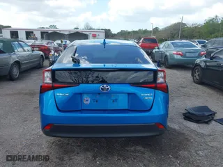 2022 Toyota Prius L Eco with VIN JTDKAMFU5N3165006, listed as a IAAI auction lot 41753470 with 33,567 mi miles. Bid and sale history available at carsss.com. Image 16.