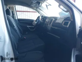 2018 Nissan Titan SV with VIN 1N6AA1EK9JN543043, listed as a IAAI auction lot 41279679 with 49,165 mi miles. Bid and sale history available at carsss.com. Image 5.