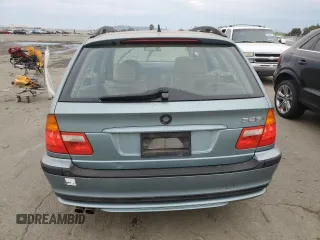2003 BMW 3 Series 325i with VIN WBAEN33443PC12127, listed as a Copart auction lot 45058375 with 118,279 mi miles and Salvage Title. Bid and sale history available at carsss.com. Image 6.