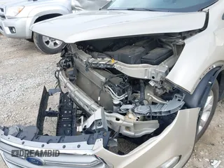 2017 Ford Escape SE with VIN 1FMCU0GD4HUC86848, listed as a IAAI auction lot 41877737 with 59,387 mi miles. Bid and sale history available at carsss.com. Image 17.