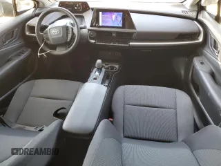 2024 Toyota Prius LE z VIN JTDACAAU0R3017895, wystawiony jako Copart lot #51476875 z przebiegiem 25 826 mil mil oraz Szkoda całkowita • Salvage title. Historia ofert i sprzedaży dostępna na DreamBid. Obrazek 8.