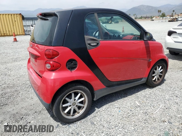 2009 Smart fortwo Pure z VIN WMEEJ31X89K291074, wystawiony jako Copart lot #56897635 z przebiegiem 145 504 mil mil oraz Czysty tytuł • Clean title. Historia ofert i sprzedaży dostępna na DreamBid. Obrazek 3.
