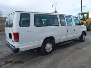 2008 Ford Econoline Passenger XL with VIN 1FDSS31L78DA60161, listed as a IAAI auction lot 41840351 with 151,312 mi miles. Bid and sale history available at carsss.com. Image 4.