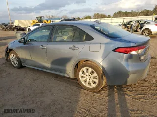 2022 Toyota Corolla LE with VIN JTDEPMAE8N3002068, listed as a Copart auction lot 44921435 with 103,808 mi miles and Salvage Title. Bid and sale history available at carsss.com. Image 2.