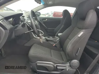 2011 Hyundai Genesis Coupe z VIN KMHHT6KDXBU042700, wystawiony jako Copart lot #50153545 z przebiegiem 143 878 mil mil oraz Szkoda całkowita • Salvage title. Historia ofert i sprzedaży dostępna na DreamBid. Obrazek 7.