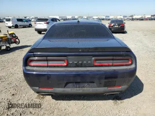 2016 Dodge Challenger R/T Scat Pack z VIN 2C3CDZFJ2GH284912, wystawiony jako Copart lot #52723285 z przebiegiem 130 996 mil mil oraz Szkody całkowita. Historia ofert i sprzedaży dostępna na DreamBid. Obrazek 6.