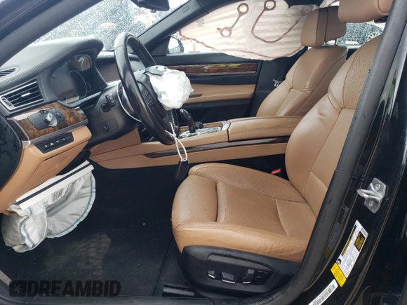 2015 BMW 7 Series 750Li with VIN WBAYE8C50FD782454, listed as a Copart auction lot 85290474 with 0 mi miles and Salvage Title. Bid and sale history available at carsss.com. Image 7.