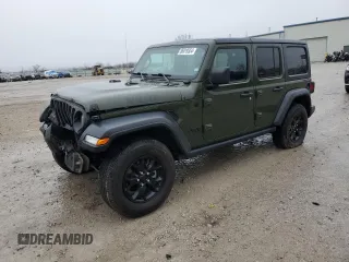 2021 Jeep Wrangler Unlimited Sport S with VIN 1C4HJXDG3MW697733, listed as a Copart auction lot 86019354 with 124,918 mi miles and Salvage Title. Bid and sale history available at carsss.com. Image 1.