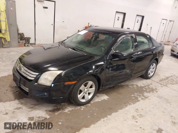 2007 Ford Fusion SE with VIN 3FAHP07147R177289, listed as a IAAI auction lot 41953287 with 218,656 mi miles. Bid and sale history available at carsss.com. Image 2.