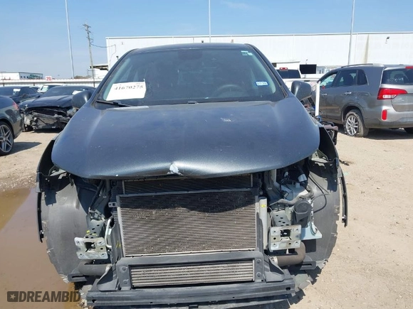 2020 Chevrolet Trax LS with VIN 3GNCJKSB4LL228232, listed as a IAAI auction lot 41670275 with 113,043 mi miles. Bid and sale history available at carsss.com. Image 13.