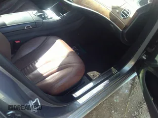 2015 Mercedes-Benz S 550 z VIN WDDUG8FB5FA167175, wystawiony jako IAAI lot #41716327 z przebiegiem 119 745 mil mil oraz . Historia ofert i sprzedaży dostępna na DreamBid. Obrazek 5.