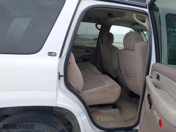 2001 Chevrolet Tahoe LT with VIN 1GNEC13T51R158637, listed as a IAAI auction lot 41718610 with 101,984 mi miles. Bid and sale history available at carsss.com. Image 8.