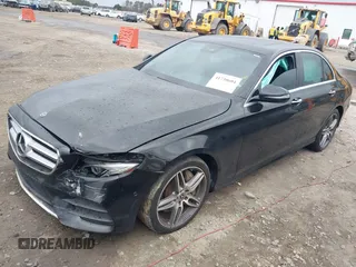2018 Mercedes-Benz E-Class E 300 with VIN WDDZF4JB1JA454711, listed as a IAAI auction lot 41730604 with 127,985 mi miles. Bid and sale history available at carsss.com. Image 16.