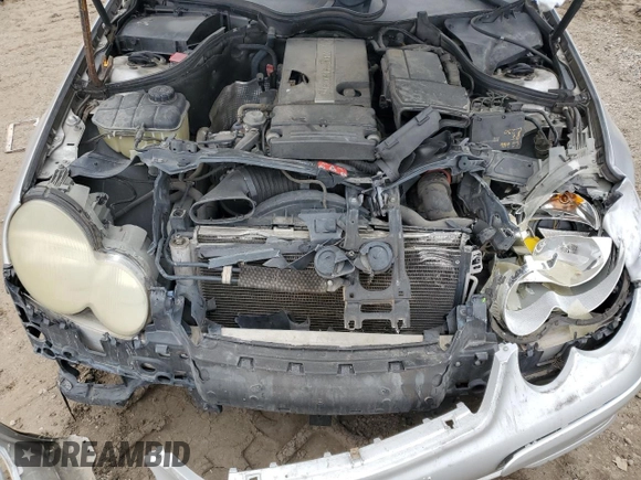 2004 Mercedes-Benz C 230 Kompressor z VIN WDBRN40J64A618916, wystawiony jako Copart lot #45373525 z przebiegiem 139 917 mil mil oraz Szkoda całkowita • Salvage title. Historia ofert i sprzedaży dostępna na DreamBid. Obrazek 11.