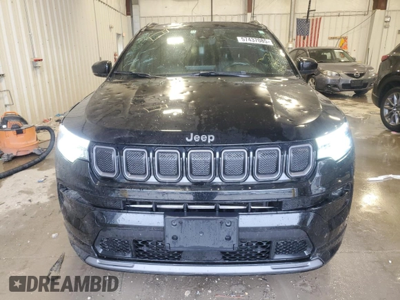 2022 Jeep Compass Limited с VIN 3C4NJDCB8NT143456, выставлен на аукционе Copart как лот 57437085 с пробегом 74 780 миль миль и Списание • Salvage title. История ставок и продаж доступна на DreamBid. Изображение 5.