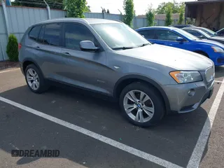 2014 BMW X3 xDrive35i z VIN 5UXWX7C57E0E77619, wystawiony jako IAAI lot #42505109 z przebiegiem 155 472 mil mil oraz . Historia ofert i sprzedaży dostępna na DreamBid. Obrazek 1.