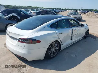 2020 Tesla Model S Long Range with VIN 5YJSA1E29LF389023, listed as a IAAI auction lot 42509364 with 93,070 mi miles and . Bid and sale history available at DreamBid. Image 4.