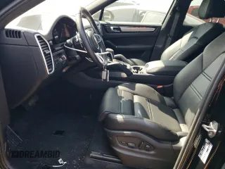 2023 Porsche Cayenne with VIN WP1BA2AY1PDA27313, listed as a Copart auction lot 67981064 with 8,244 mi miles and Salvage title. Bid and sale history available at DreamBid. Image 7.