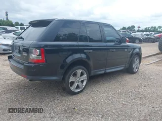 2011 Land Rover Range Rover Sport SC z VIN SALSH2E4XBA715107, wystawiony jako IAAI lot #42298872 z przebiegiem 91 010 mil mil oraz . Historia ofert i sprzedaży dostępna na DreamBid. Obrazek 4.