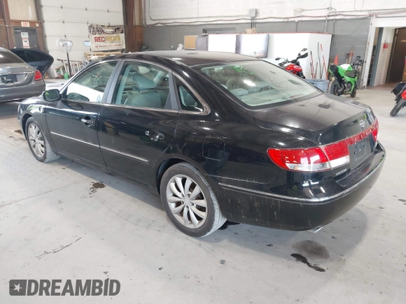 2006 Hyundai Azera SE with VIN KMHFC46F96A039365, listed as a IAAI auction lot 42812434 with 137,901 mi miles and . Bid and sale history available at DreamBid. Image 3.