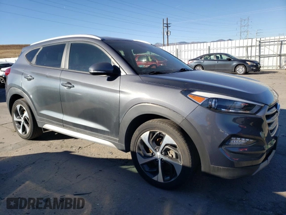 2018 Hyundai Tucson Sport z VIN KM8J3CAL7JU762737, wystawiony jako Copart lot #83538404 z przebiegiem 76 983 mil mil oraz Szkoda całkowita • Salvage title. Historia ofert i sprzedaży dostępna na DreamBid. Obrazek 4.