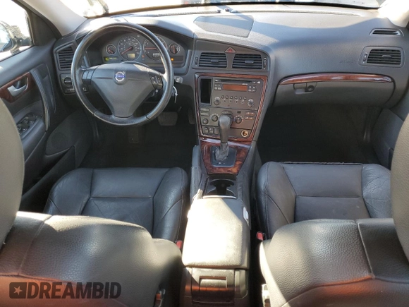 2005 Volvo S60 with VIN YV1RH592852481400, listed as a Copart auction lot 83910214 with 157,781 mi miles and Salvage Title. Bid and sale history available at carsss.com. Image 8.