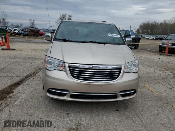 2015 Chrysler Town & Country Limited Platinum with VIN 2C4RC1GGXFR663050, listed as a Copart auction lot 51979195 with 223,330 mi miles and Clean Title. Bid and sale history available at carsss.com. Image 5.