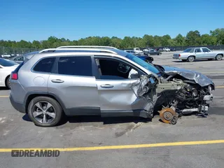2019 Jeep Cherokee Limited with VIN 1C4PJMDX1KD166355, listed as a IAAI auction lot 42331014 with 151,245 mi miles and . Bid and sale history available at DreamBid. Image 14.