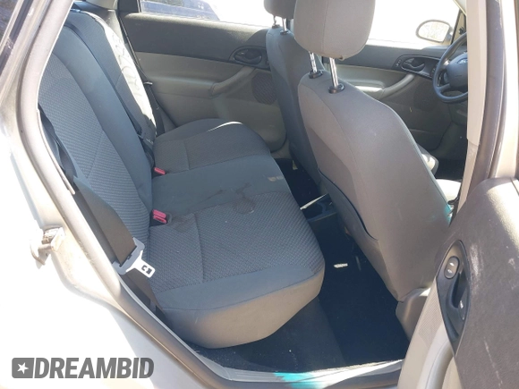2005 Ford Focus S with VIN 3FAFP37N25R117732, listed as a IAAI auction lot 42078394 with 177,924 mi miles and . Bid and sale history available at carsss.com. Image 8.