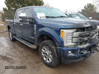 2018 Ford Super Duty F-250 SRW XL with VIN 1FT7W2BT5JEB05993, listed as a IAAI auction lot 41669673 with 130,623 mi miles. Bid and sale history available at carsss.com. Image 1.