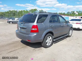 2007 Kia Sorento EX with VIN KNDJD736275689232, listed as a IAAI auction lot 41984030 with 217,065 mi miles. Bid and sale history available at carsss.com. Image 4.