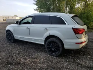 2013 Audi Q7 3.0L TDI Vorsprung Edition with VIN WA1WMCFE8DD003286, listed as a Copart auction lot 71130934 with 327,078 mi miles and Non Repairable. Bid and sale history available at carsss.com. Image 2.