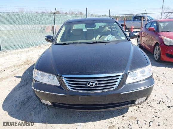 2010 Hyundai Azera Limited with VIN KMHFC4DF2AA459660, listed as a IAAI auction lot 41673001 with 177,060 mi miles. Bid and sale history available at carsss.com. Image 6.