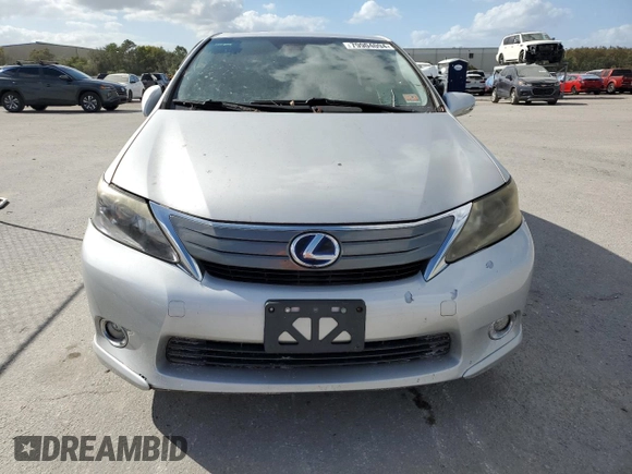 2010 Lexus HS with VIN JTHBB1BA9A2018368, listed as a Copart auction lot 79904094 with Not Provided miles and Salvage Title. Bid and sale history available at carsss.com. Image 5.