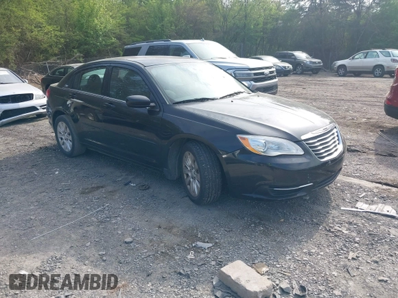 2013 Chrysler 200 LX with VIN 1C3CCBAB7DN568548, listed as a IAAI auction lot 41922392 with 173,255 mi miles. Bid and sale history available at carsss.com. Image 1.