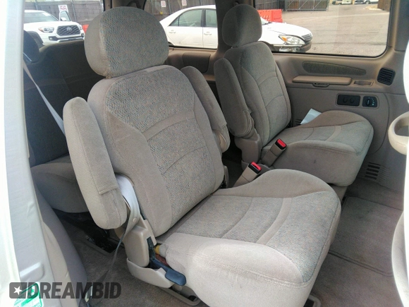 1998 Ford Windstar GL z VIN 2FMDA514XWBB03829, wystawiony jako IAAI lot #41805989 z przebiegiem 225 969 mil mil oraz . Historia ofert i sprzedaży dostępna na DreamBid. Obrazek 8.