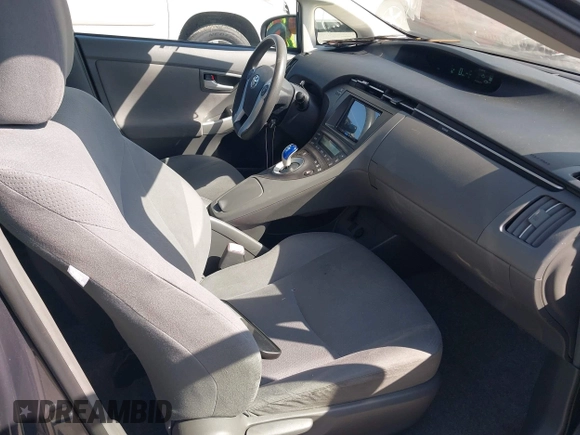 2010 Toyota Prius II with VIN JTDKN3DU3A0067752, listed as a IAAI auction lot 42033859 with 131,437 mi miles and . Bid and sale history available at DreamBid. Image 5.