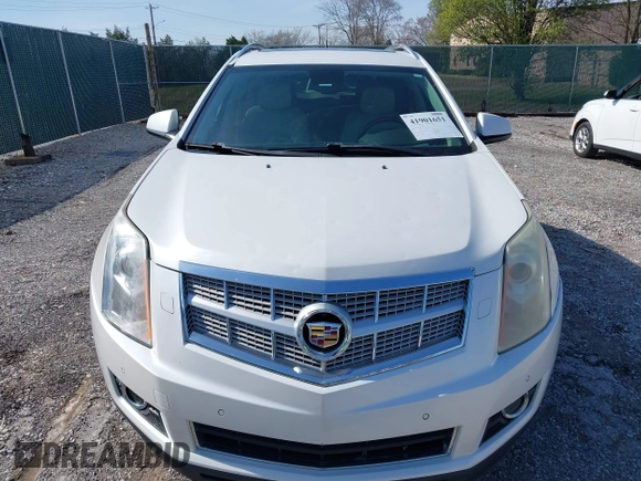 2011 Cadillac SRX Performance Collection with VIN 3GYFNEEYXBS559777, listed as a IAAI auction lot 41901651 with 177,662 mi miles. Bid and sale history available at carsss.com. Image 6.