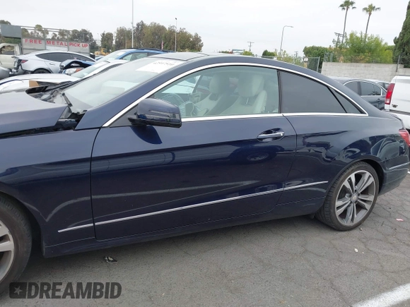 2014 Mercedes-Benz E 350 with VIN WDDKJ5KB7EF282343, listed as a IAAI auction lot 42597510 with 70,026 mi miles and . Bid and sale history available at DreamBid. Image 15.