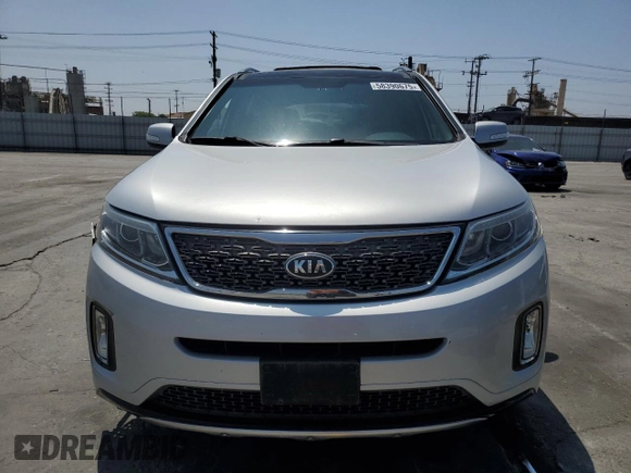 2014 Kia Sorento SX z VIN 5XYKW4A74EG547803, wystawiony jako Copart lot #58390675 z przebiegiem 138 424 mil mil oraz Szkoda całkowita • Salvage title. Historia ofert i sprzedaży dostępna na DreamBid. Obrazek 5.