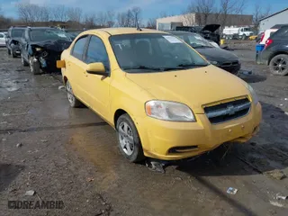 2011 Chevrolet Aveo LT w/1LT with VIN KL1TD5DE5BB165903, listed as a IAAI auction lot 41519320 with 122,387 mi miles. Bid and sale history available at carsss.com. Image 1.