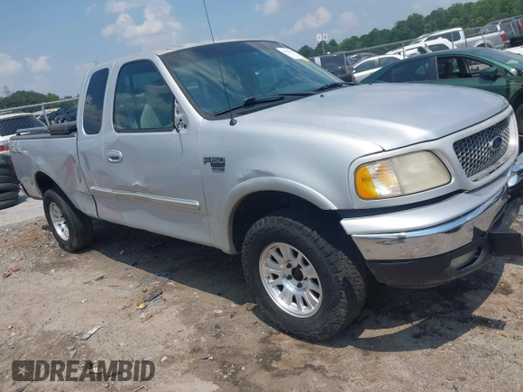 2000 Ford F-150 XL with VIN 1FTRX18L1YNA13975, listed as a IAAI auction lot 42397187 with 235,471 mi miles and . Bid and sale history available at DreamBid. Image 1.