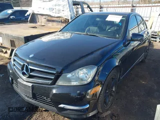 2014 Mercedes-Benz C-Class C 250 Sport with VIN WDDGF4HB6ER320555, listed as a IAAI auction lot 41339486 with 77,886 mi miles. Bid and sale history available at carsss.com. Image 6.