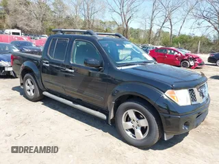 2008 Nissan Frontier LE z VIN 1N6AD07U88C411381, wystawiony jako IAAI lot #41876729 z przebiegiem 227 450 mil mil oraz . Historia ofert i sprzedaży dostępna na DreamBid. Obrazek 1.