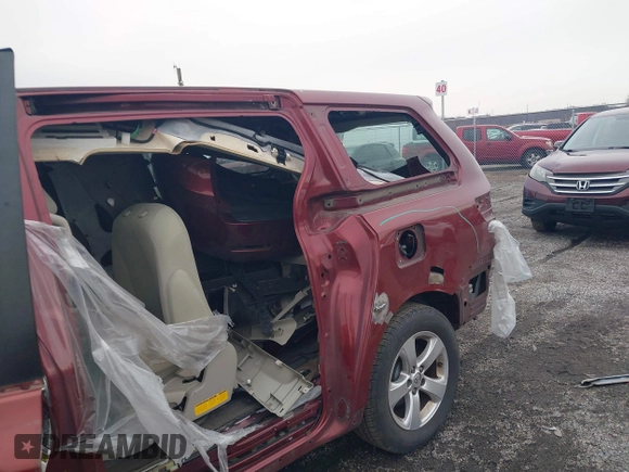 2014 Toyota Sienna L with VIN 5TDZK3DC8ES477402, listed as a IAAI auction lot 41494073 with 102,063 mi miles. Bid and sale history available at carsss.com. Image 6.