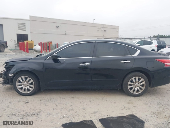 2015 Nissan Altima 2.5 with VIN 1N4AL3AP0FC414000, listed as a IAAI auction lot 41521490 with 178,175 mi miles. Bid and sale history available at carsss.com. Image 14.