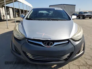 2016 Hyundai Elantra SE z VIN 5NPDH4AE3GH684146, wystawiony jako Copart lot #56224675 z przebiegiem 77 072 mil mil oraz Szkoda całkowita • Salvage title. Historia ofert i sprzedaży dostępna na DreamBid. Obrazek 5.