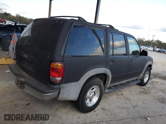 1999 Ford Explorer Eddie Bauer z VIN 1FMDU32X2XZA30166, wystawiony jako Copart lot #77955094 z przebiegiem 212 805 mil mil oraz Szkoda całkowita • Salvage title. Historia ofert i sprzedaży dostępna na DreamBid. Obrazek 3.